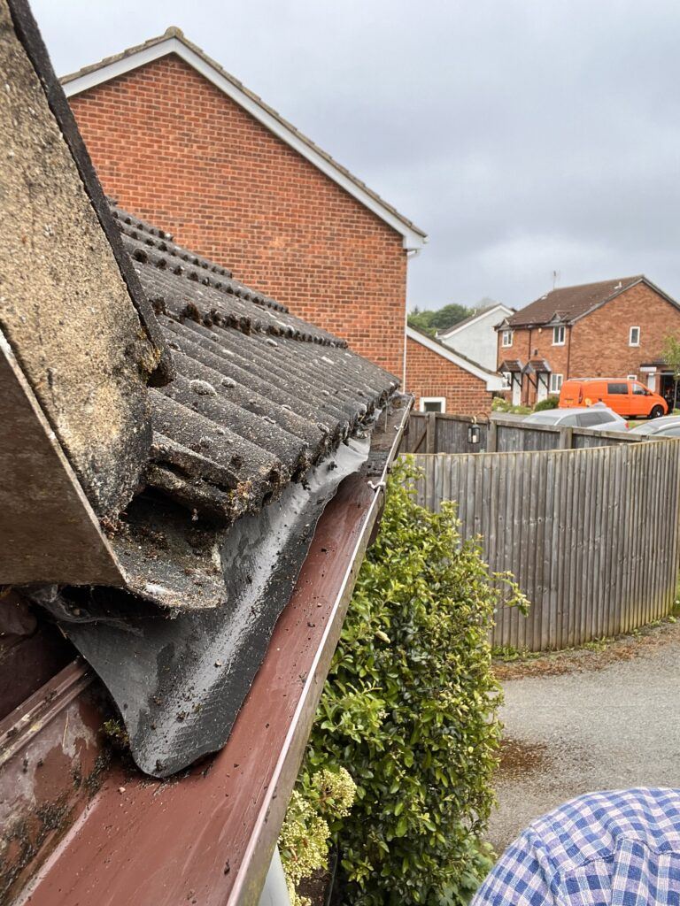 gutter clearing